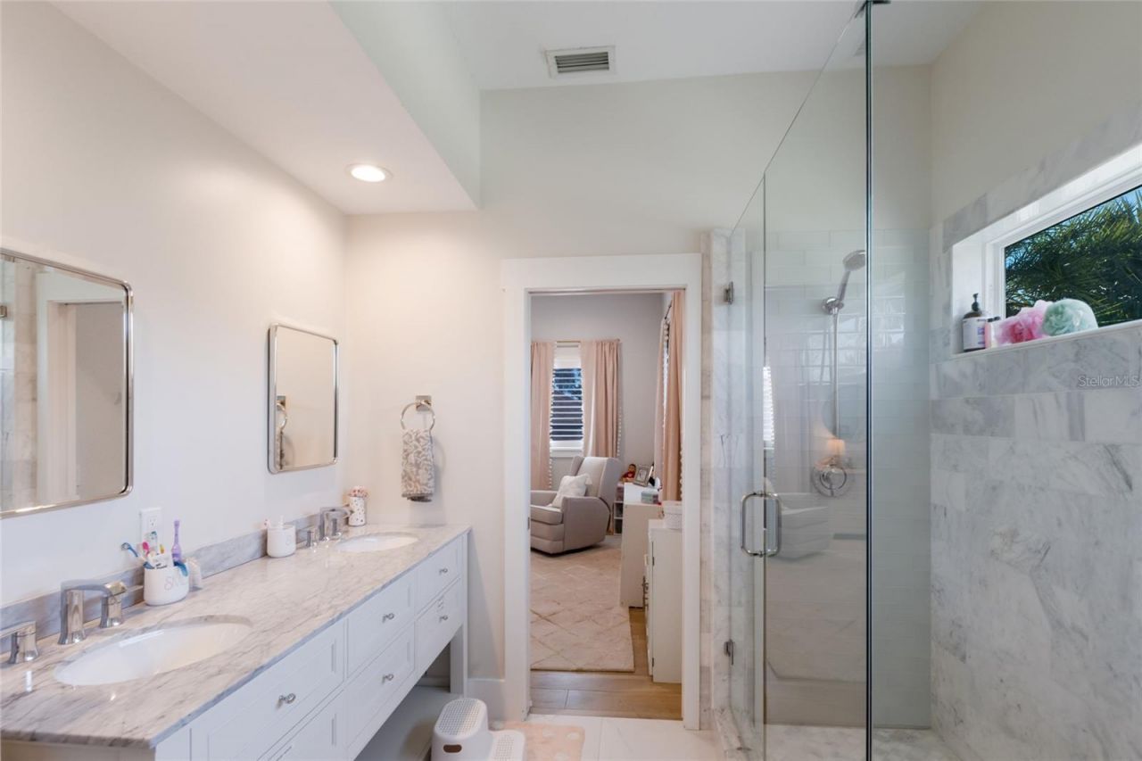 1519 Riverview Lane, Bradenton, FL 34209 Photo