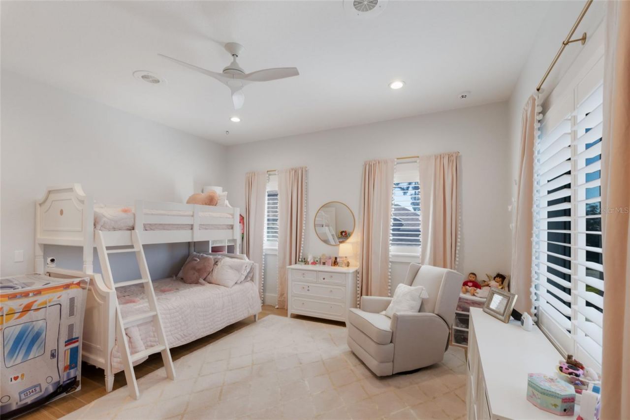 1519 Riverview Lane, Bradenton, FL 34209 Photo