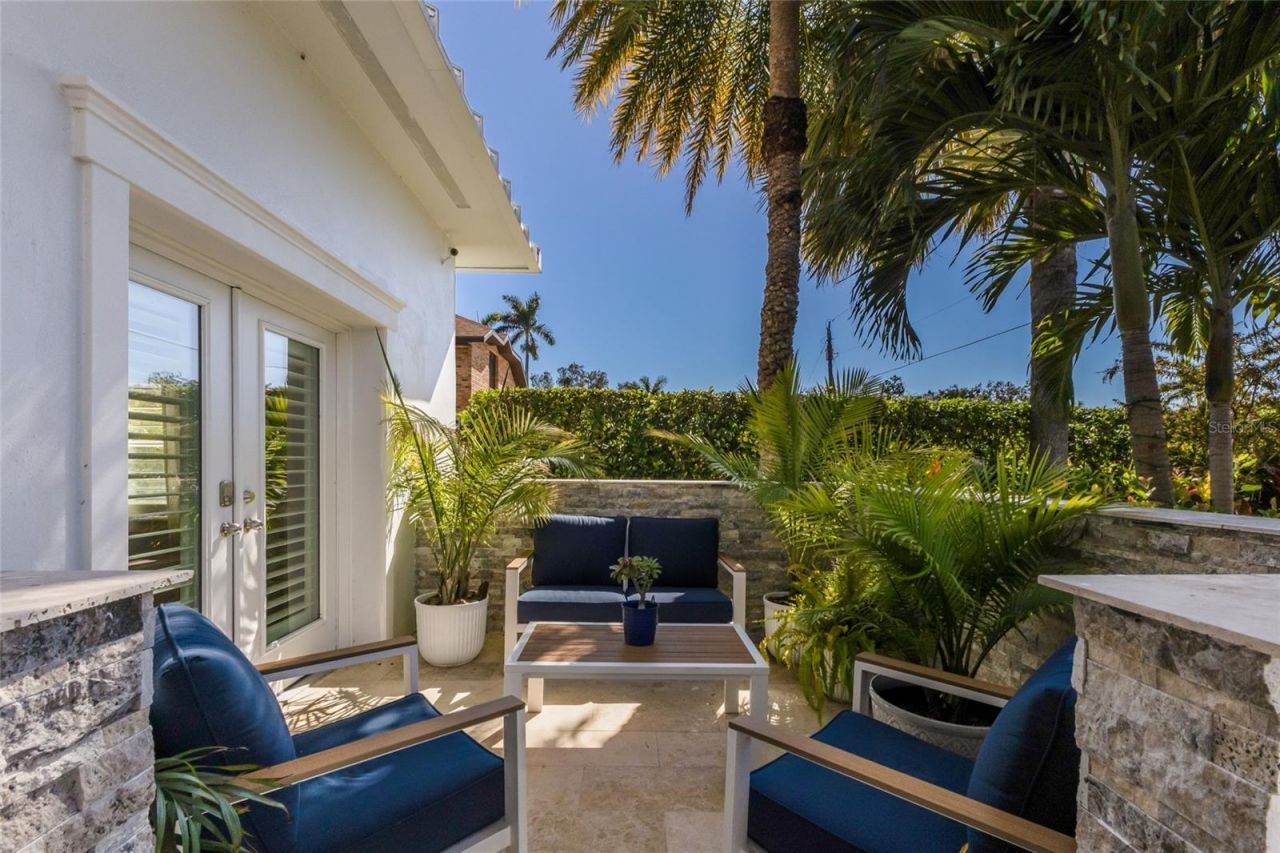 1519 Riverview Lane, Bradenton, FL 34209 Photo