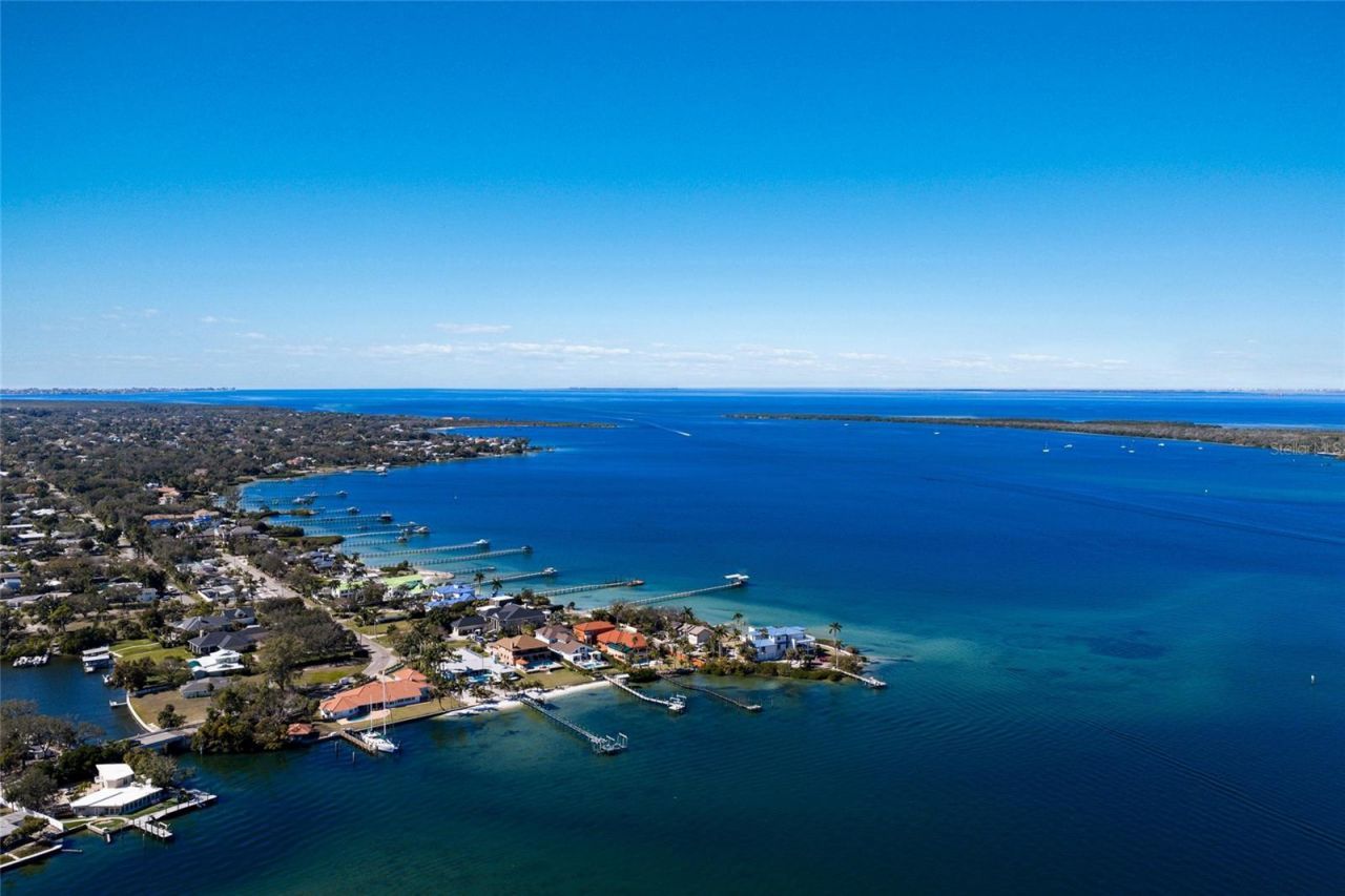 1519 Riverview Lane, Bradenton, FL 34209 Photo