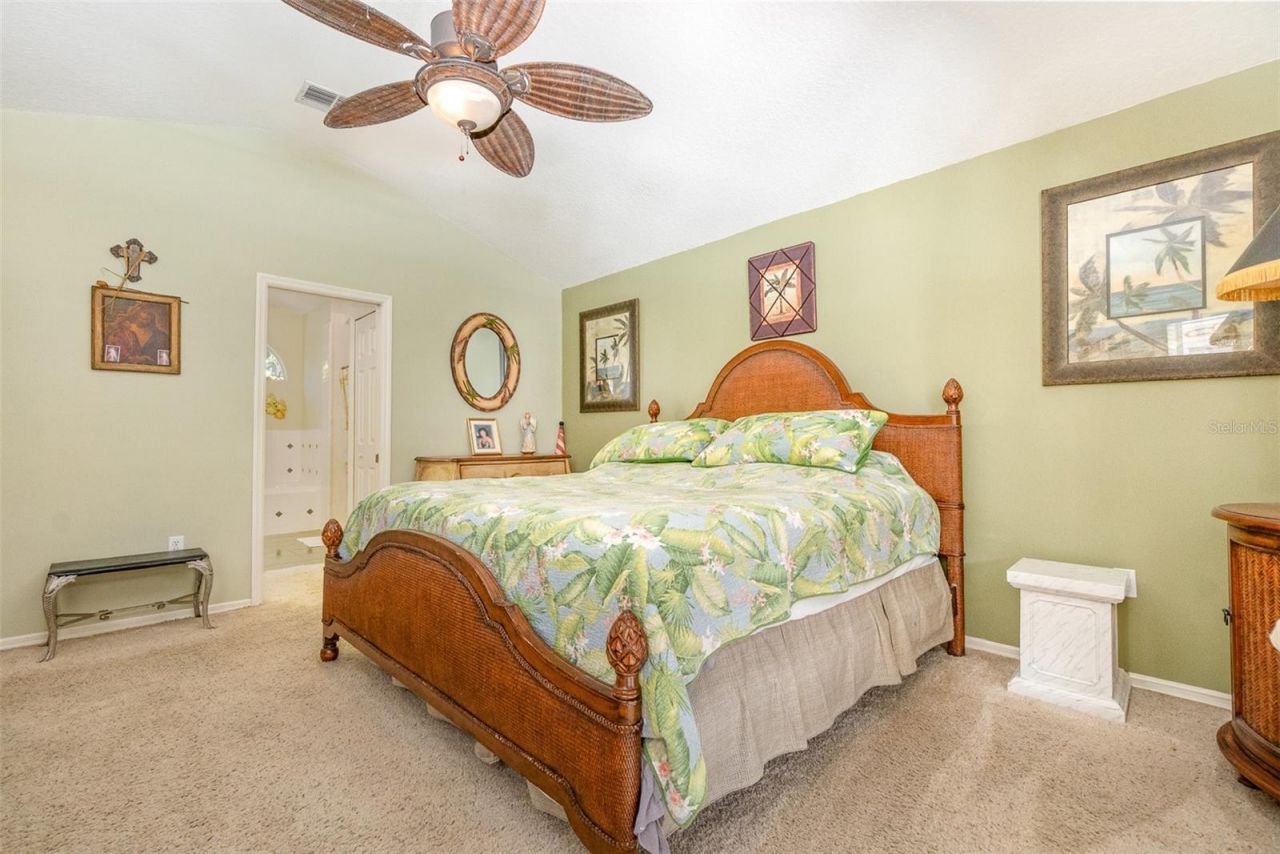 16730 Beauclaire Court, Tavares, FL 32778 Photo