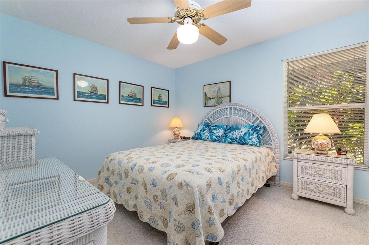 16730 Beauclaire Court, Tavares, FL 32778 Photo