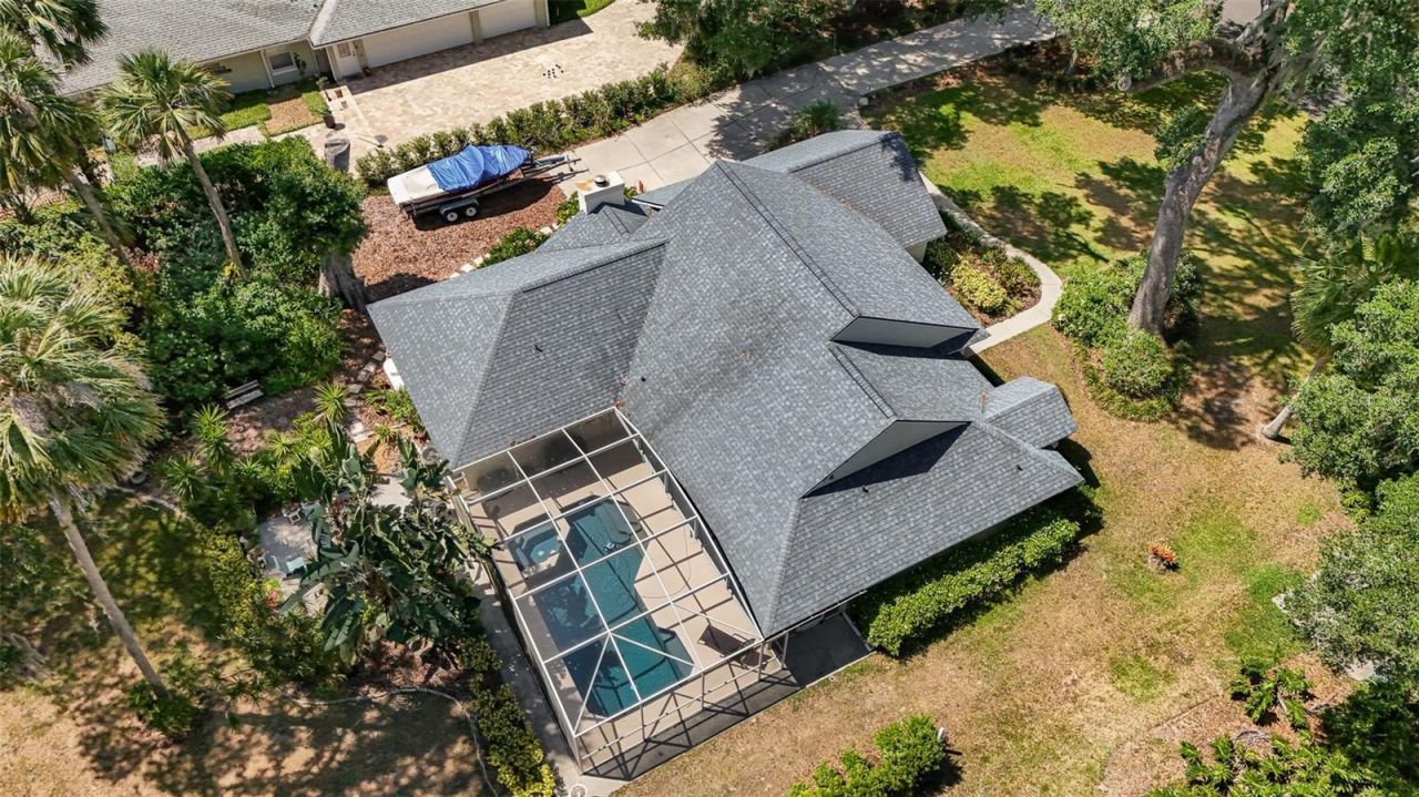 16730 Beauclaire Court, Tavares, FL 32778 Photo