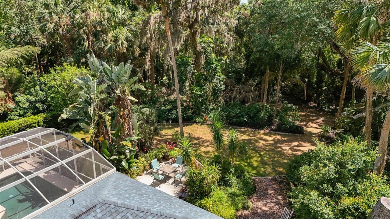 16730 Beauclaire Court, Tavares, FL 32778 Photo