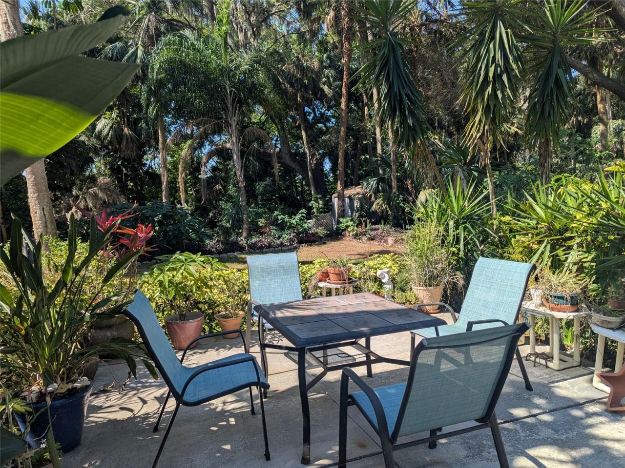 16730 Beauclaire Court, Tavares, FL 32778 Photo