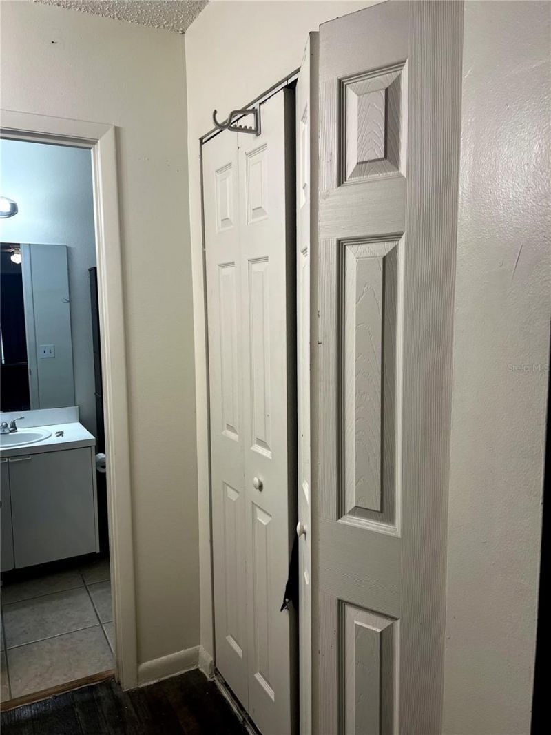 4400 White Pine Avenue , Unit 70-4, Orlando, FL 32811 Photo