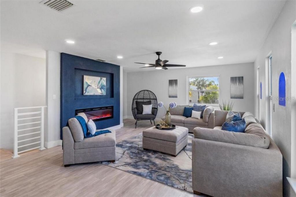 307 161st Avenue, Redington Beach, FL 33708 Photo
