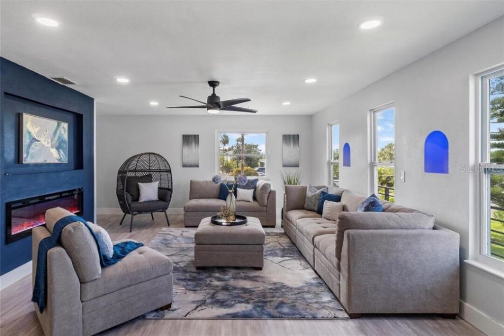 307 161st Avenue, Redington Beach, FL 33708 Photo