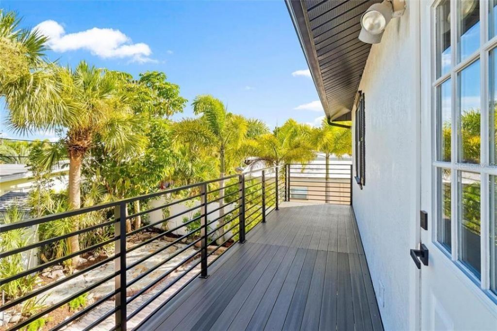 307 161st Avenue, Redington Beach, FL 33708 Photo