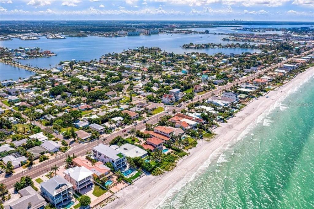 307 161st Avenue, Redington Beach, FL 33708 Photo