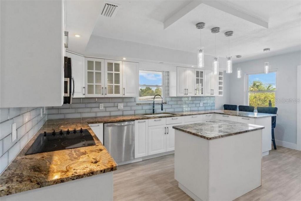 307 161st Avenue, Redington Beach, FL 33708 Photo