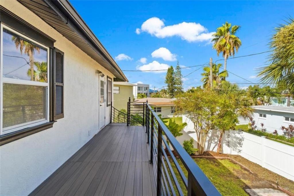 307 161st Avenue, Redington Beach, FL 33708 Photo