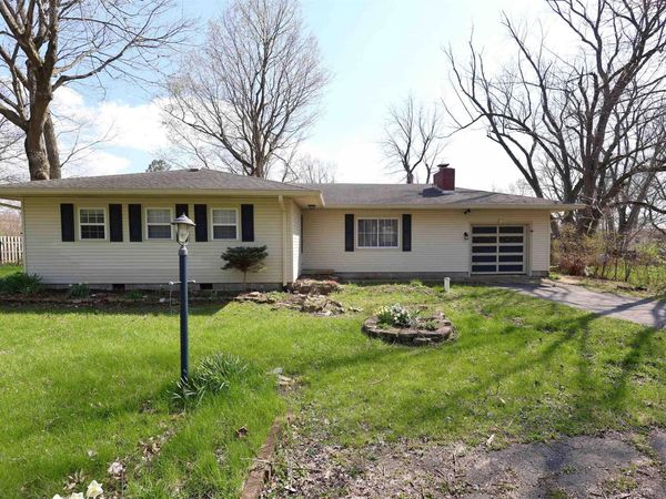 2525 W Lawson Road, Marion, IN 46952