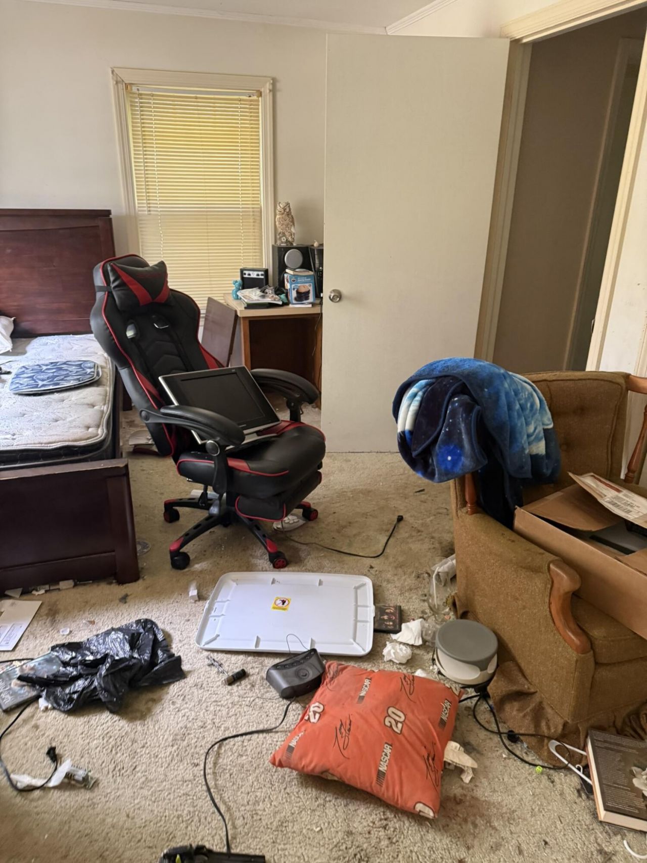 1522 E Lee Street Photo 5