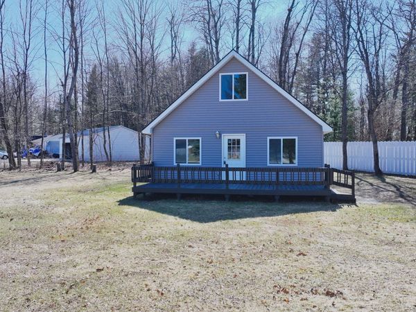 3860 Tower Hill Road, Houghton Lake, MI 48629
