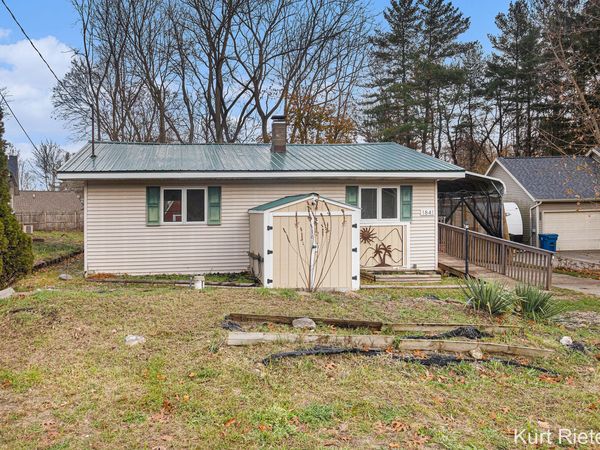 1841 Teepee Trail, Allegan, MI 49010