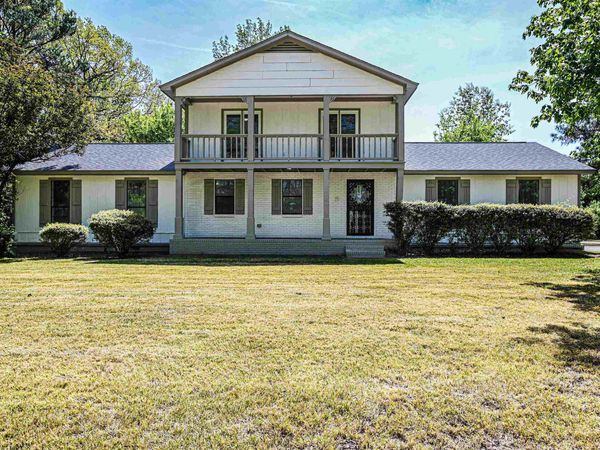 6126 WOODSTOCK HILLS DR, Millington, TN 38053