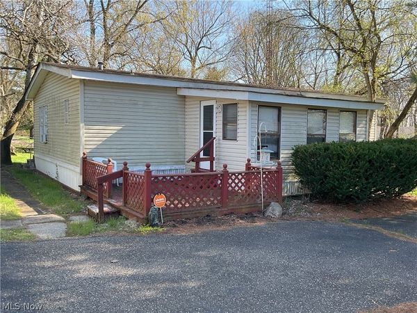 3812 Mahoning Road NE, Canton, OH 44705