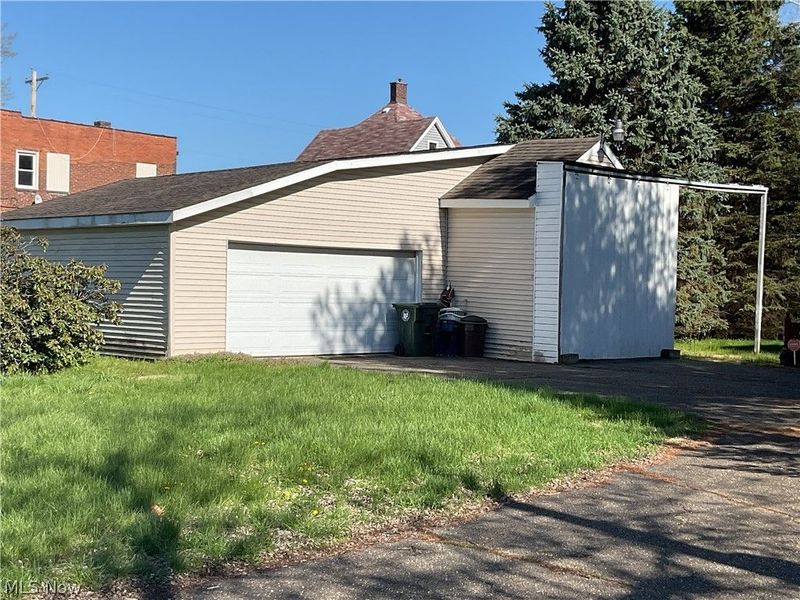 3812 Mahoning Road NE, Canton, OH 44705 Photo 4