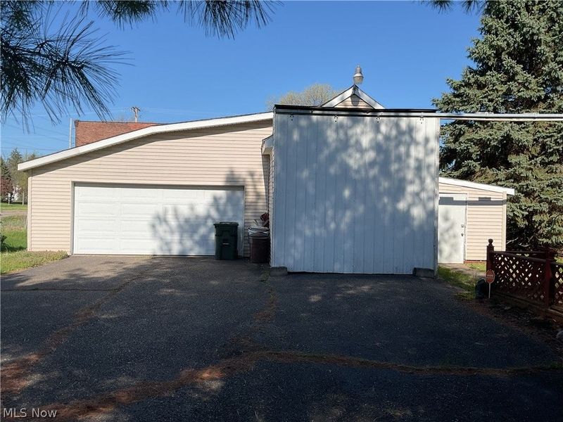 3812 Mahoning Road NE, Canton, OH 44705 Photo 7