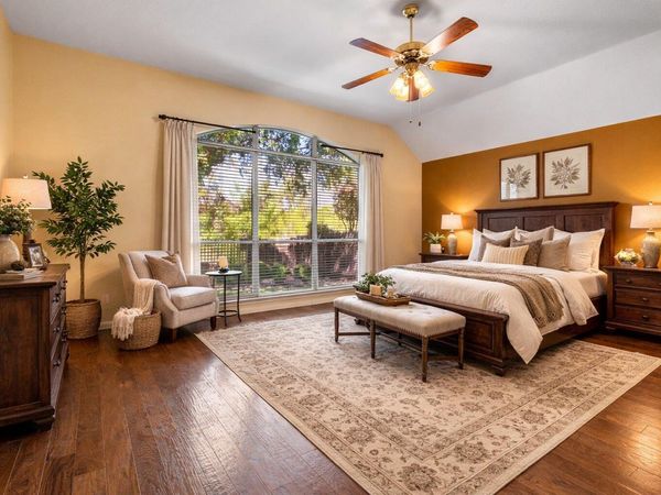 6814 Thistle Hill WAY, Austin, TX 78754