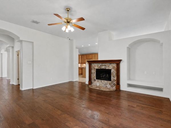 6814 Thistle Hill WAY, Austin, TX 78754
