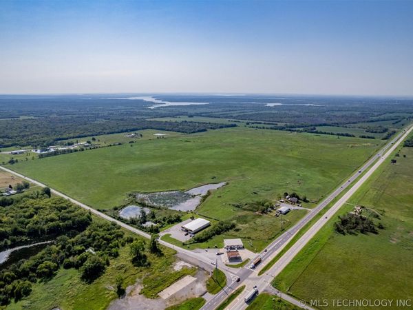 N Hwy 69 , Wagoner, OK 74467