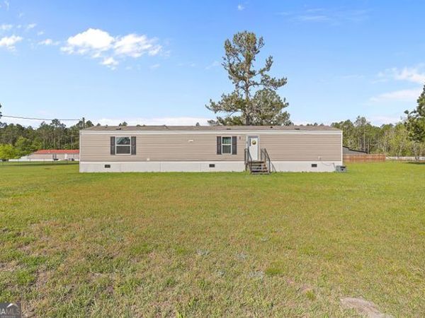 223 Primrose Lane, Baxley, GA 31513