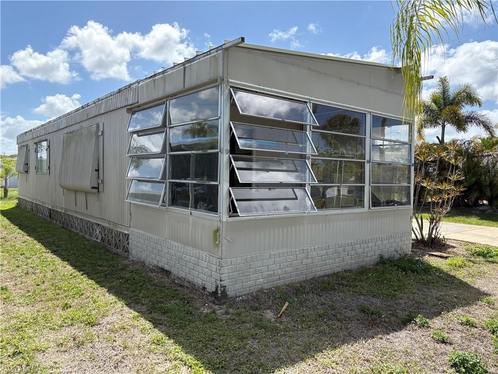661 Coral Ln, North Fort Myers, FL 33917 Photo