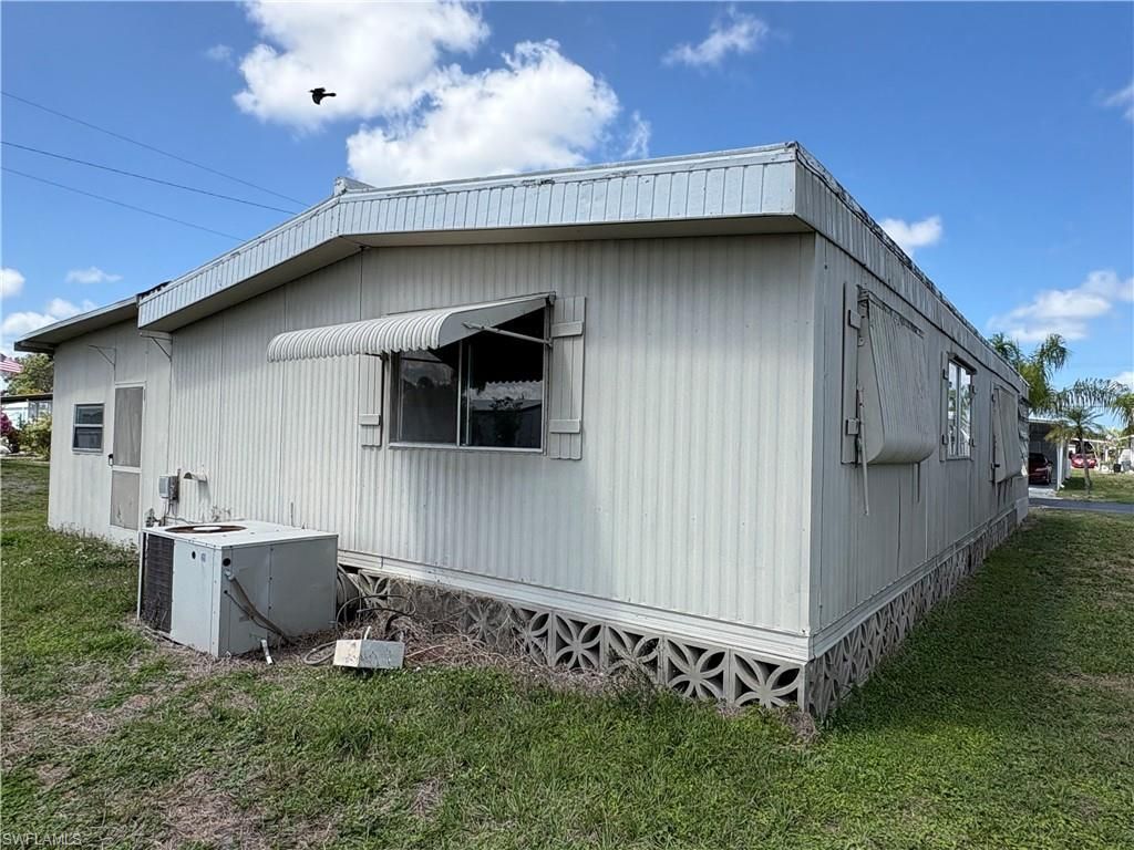 661 Coral Ln, North Fort Myers, FL 33917 Photo