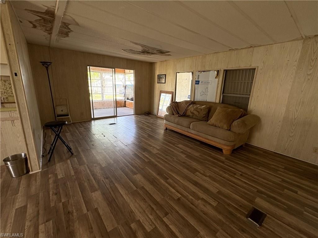 661 Coral Ln, North Fort Myers, FL 33917 Photo