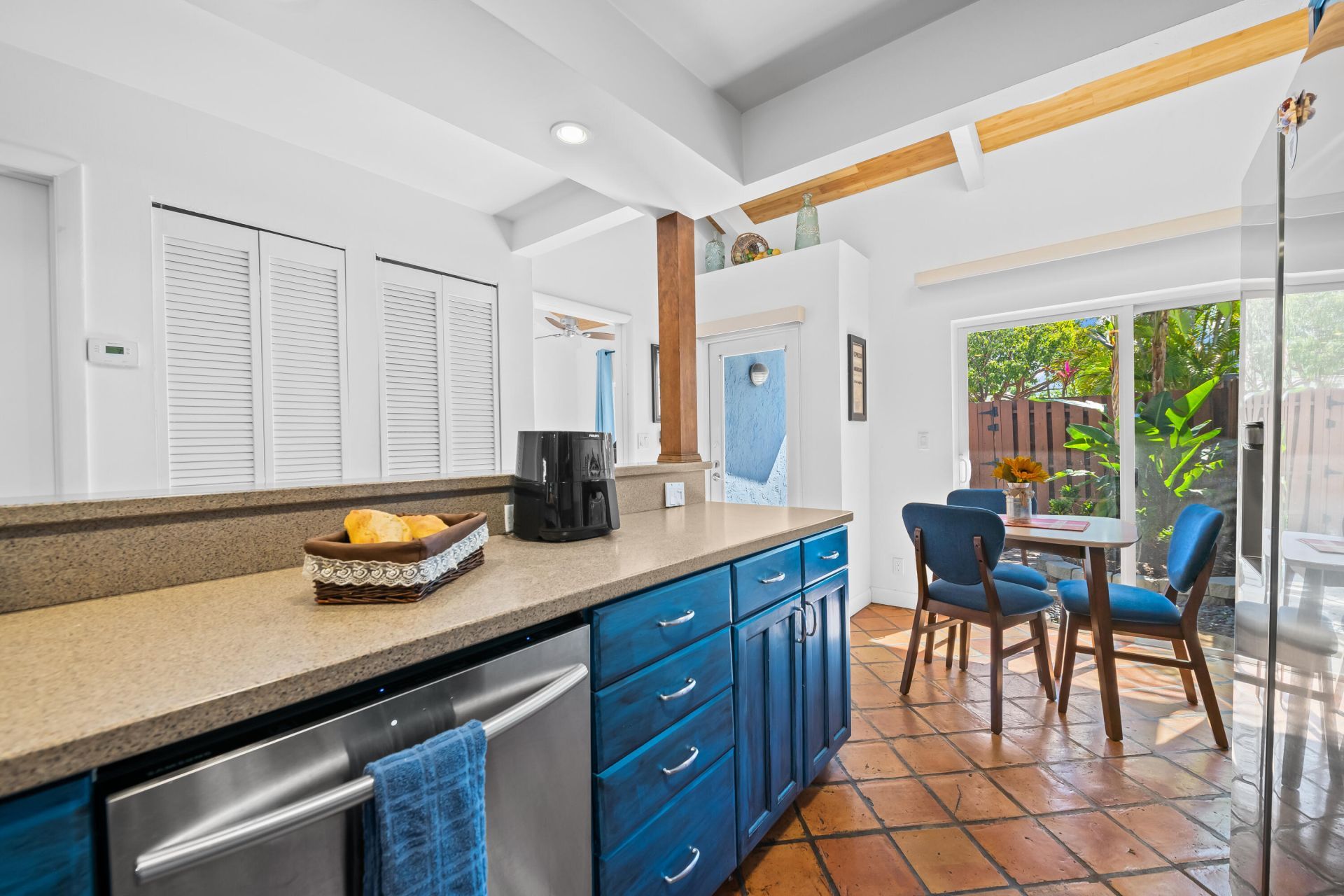 219 NE 17th Avenue, Fort Lauderdale, FL 33301 Photo