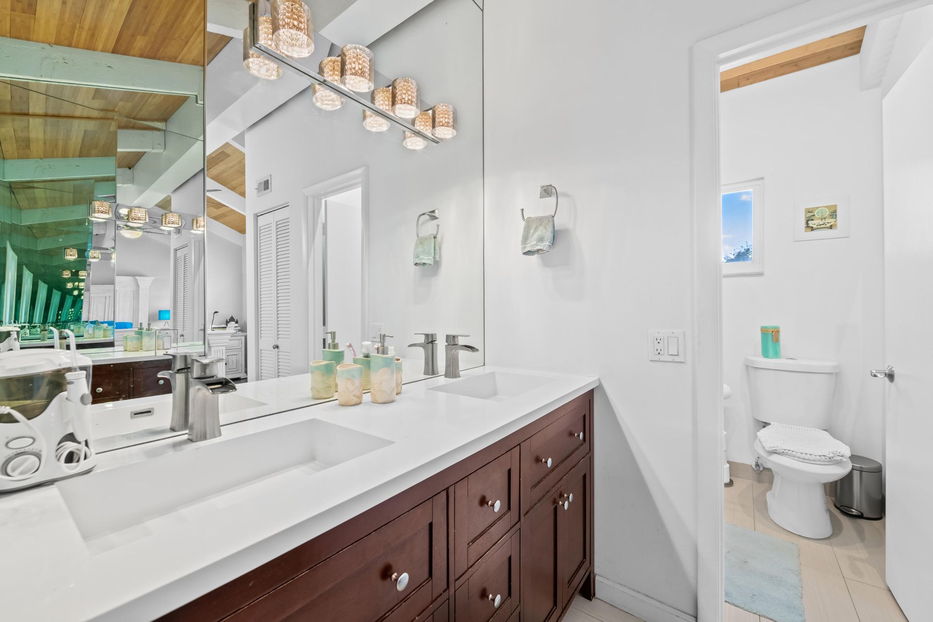 219 NE 17th Avenue, Fort Lauderdale, FL 33301 Photo