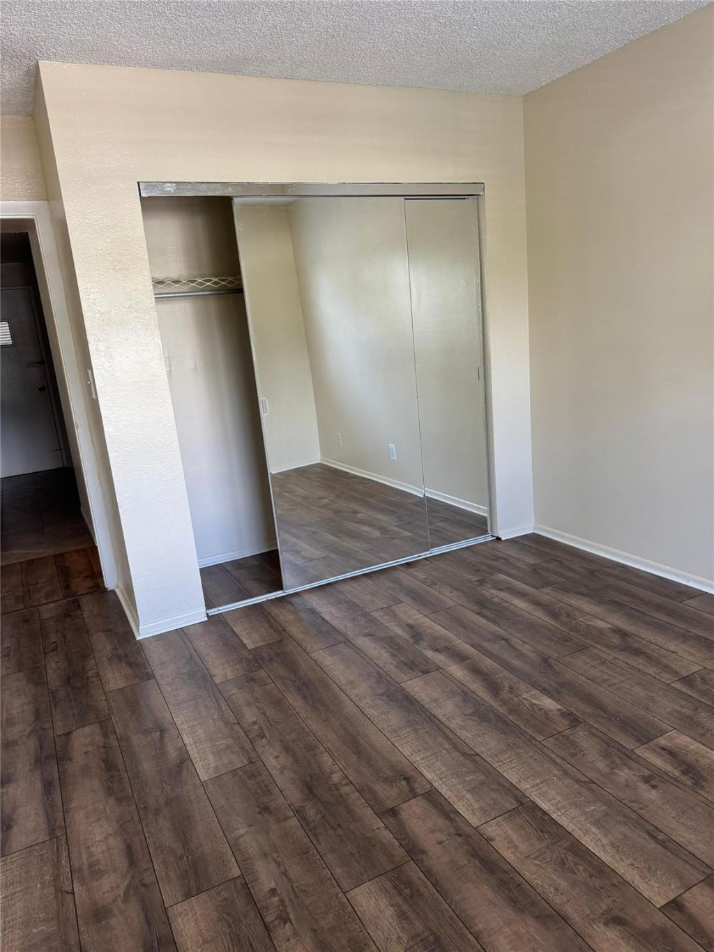 1407 NE 56th Street, Unit 201, Fort Lauderdale, FL 33334 Photo