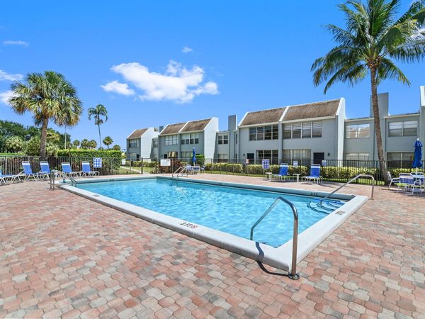 2800 SW 22nd Avenue, Unit 117, Delray Beach, FL 33445