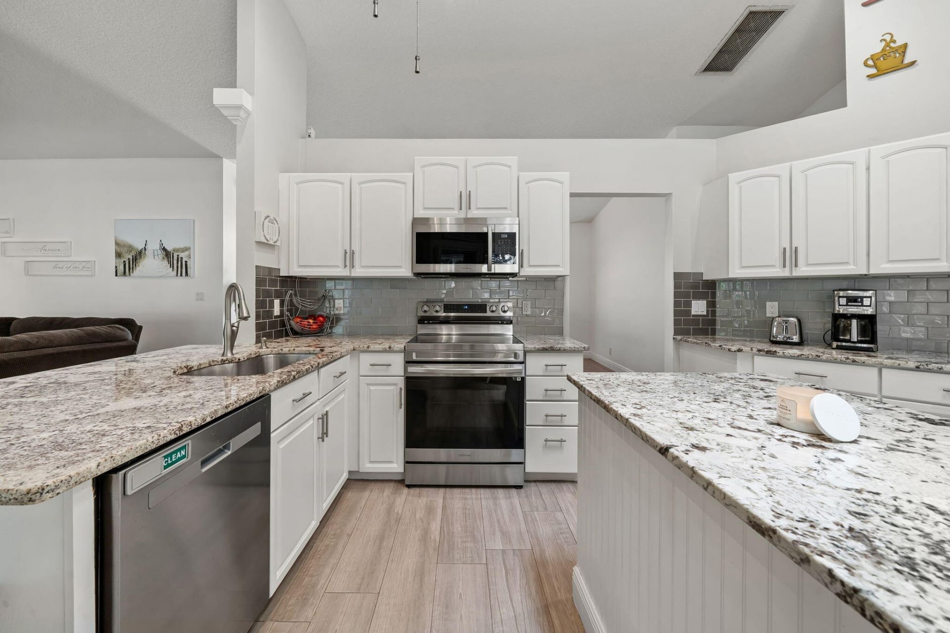 1540 Farmington Court, Wellington, FL 33414 Photo