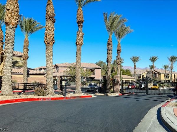 6868 Sky Pointe Drive, Unit 1038, Las Vegas, NV 89131