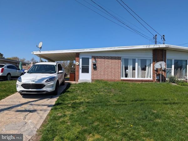 7100 CLEARFIELD STREET, HARRISBURG, PA 17111