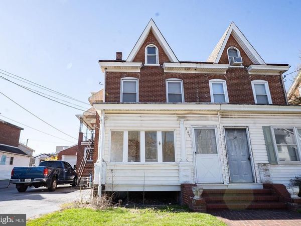 349 READING, BOYERTOWN, PA 19512