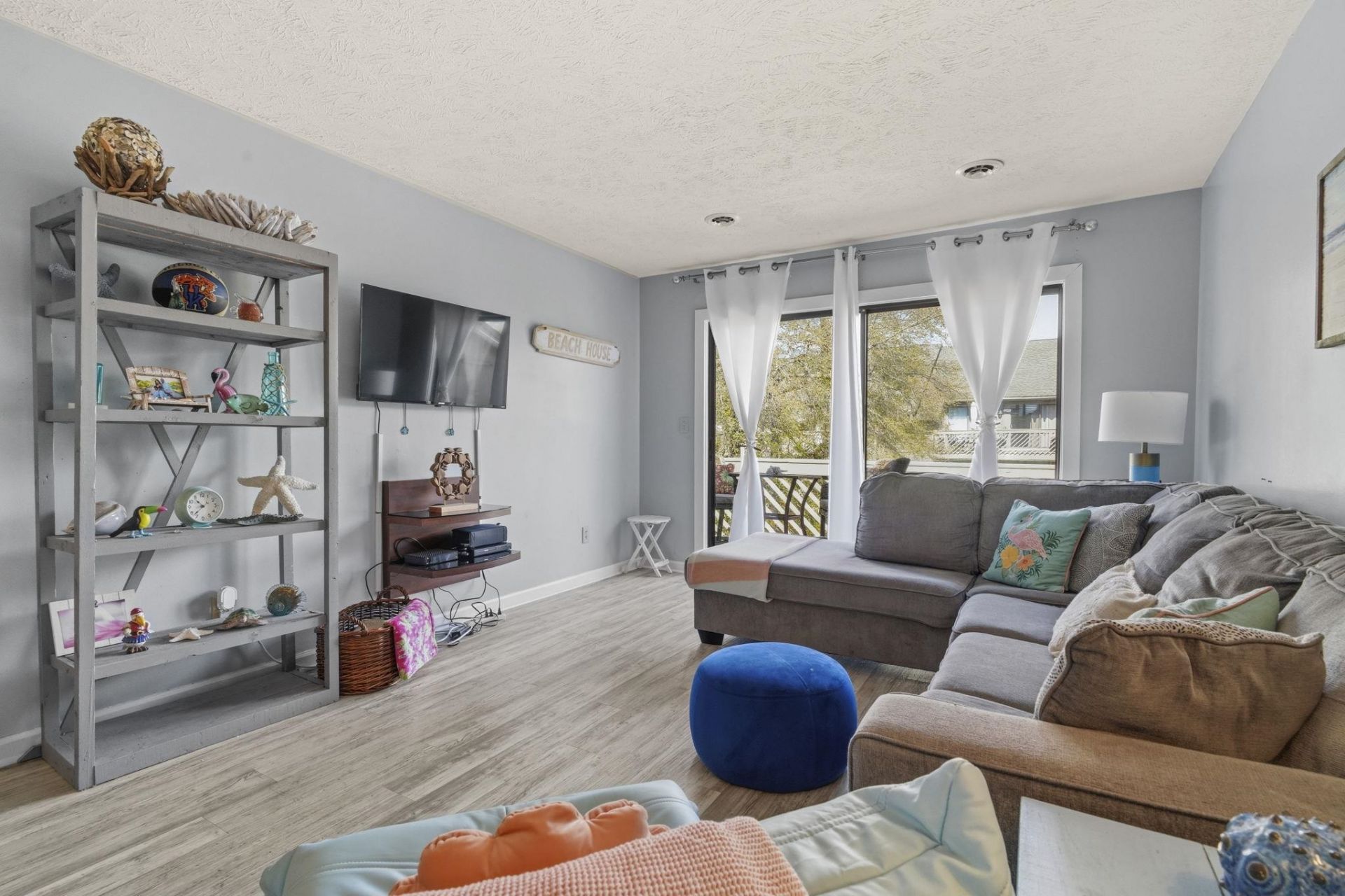 206 Maison Dr. Photo 24