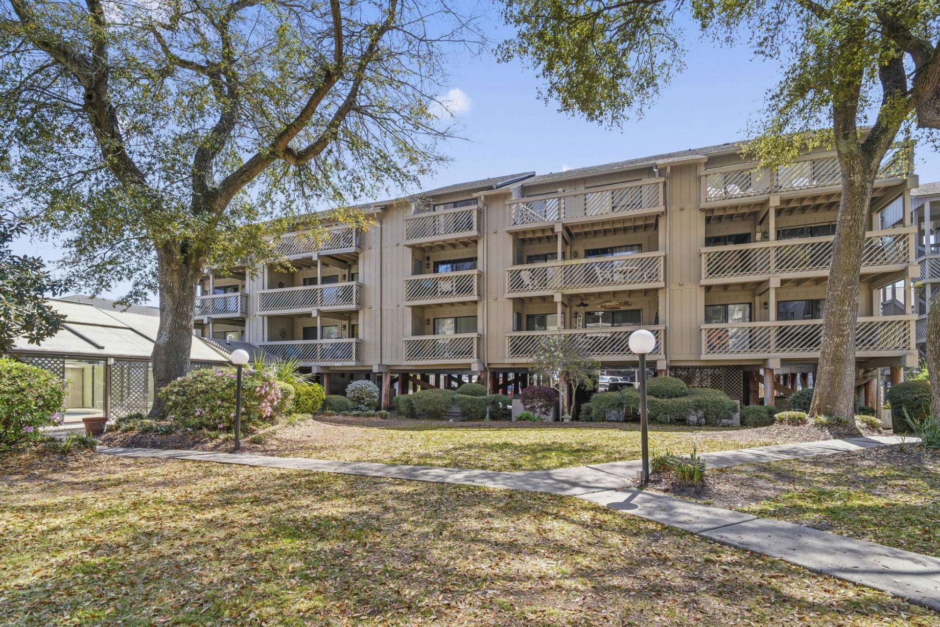 206 Maison Dr. Photo 38