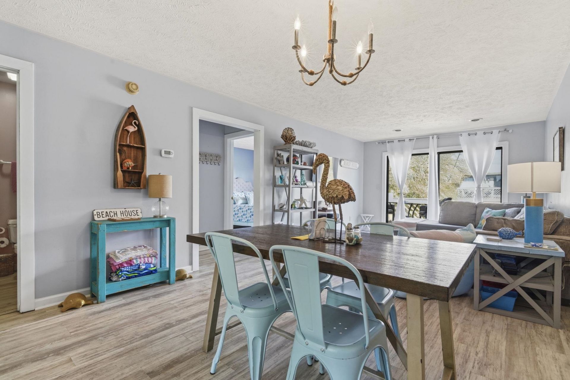 206 Maison Dr. Photo 4