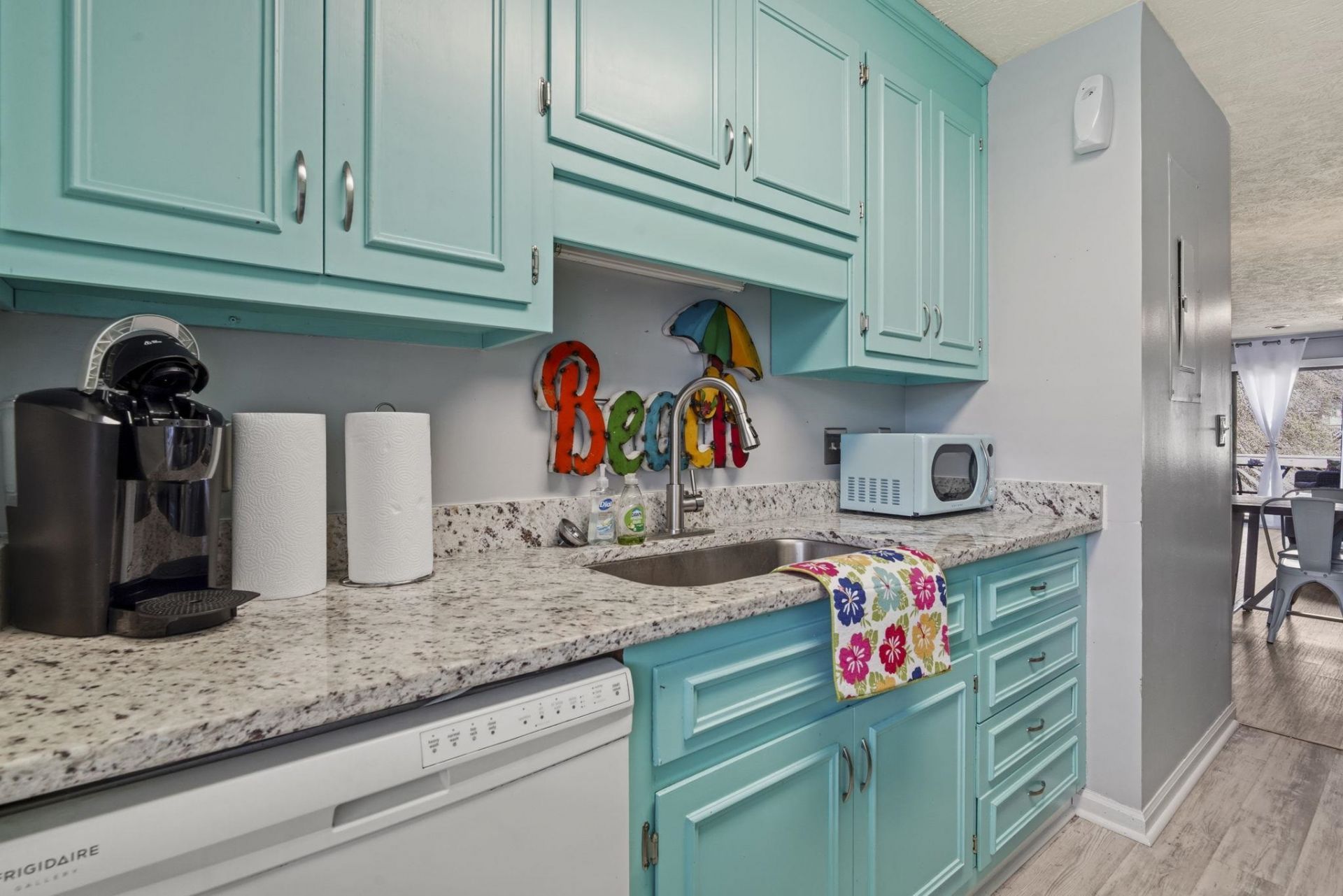 206 Maison Dr. Photo 5