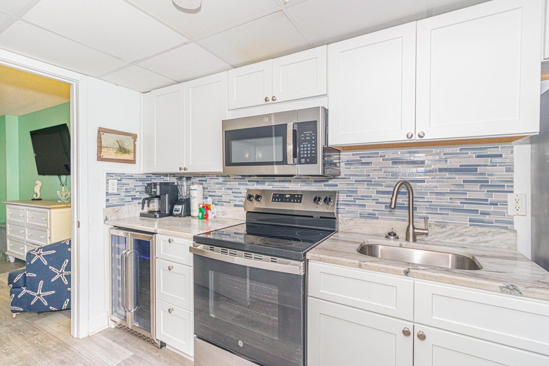 201 77th Ave. N Photo 19