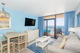 201 77th Ave. N photo 4