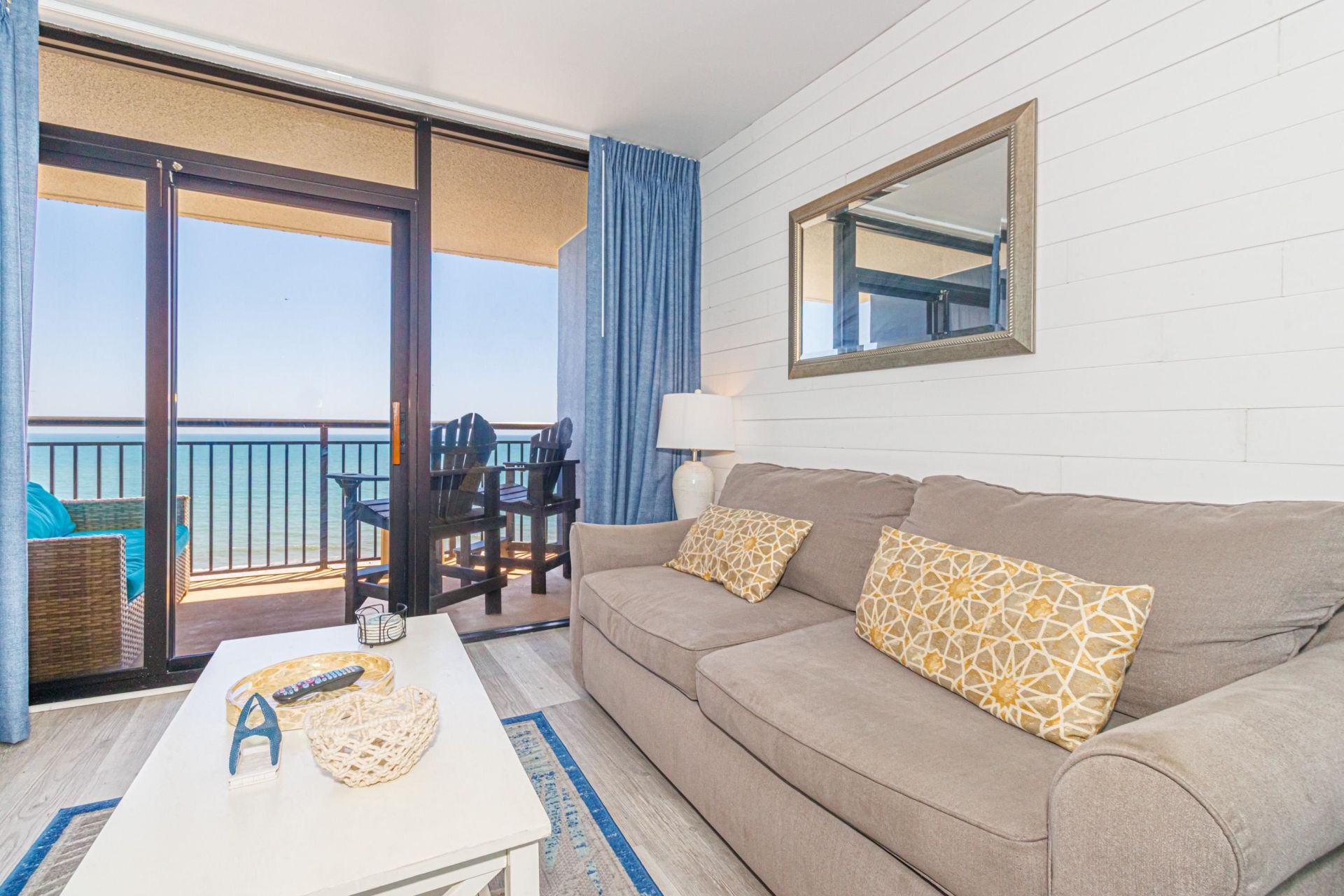 201 77th Ave. N Photo 6