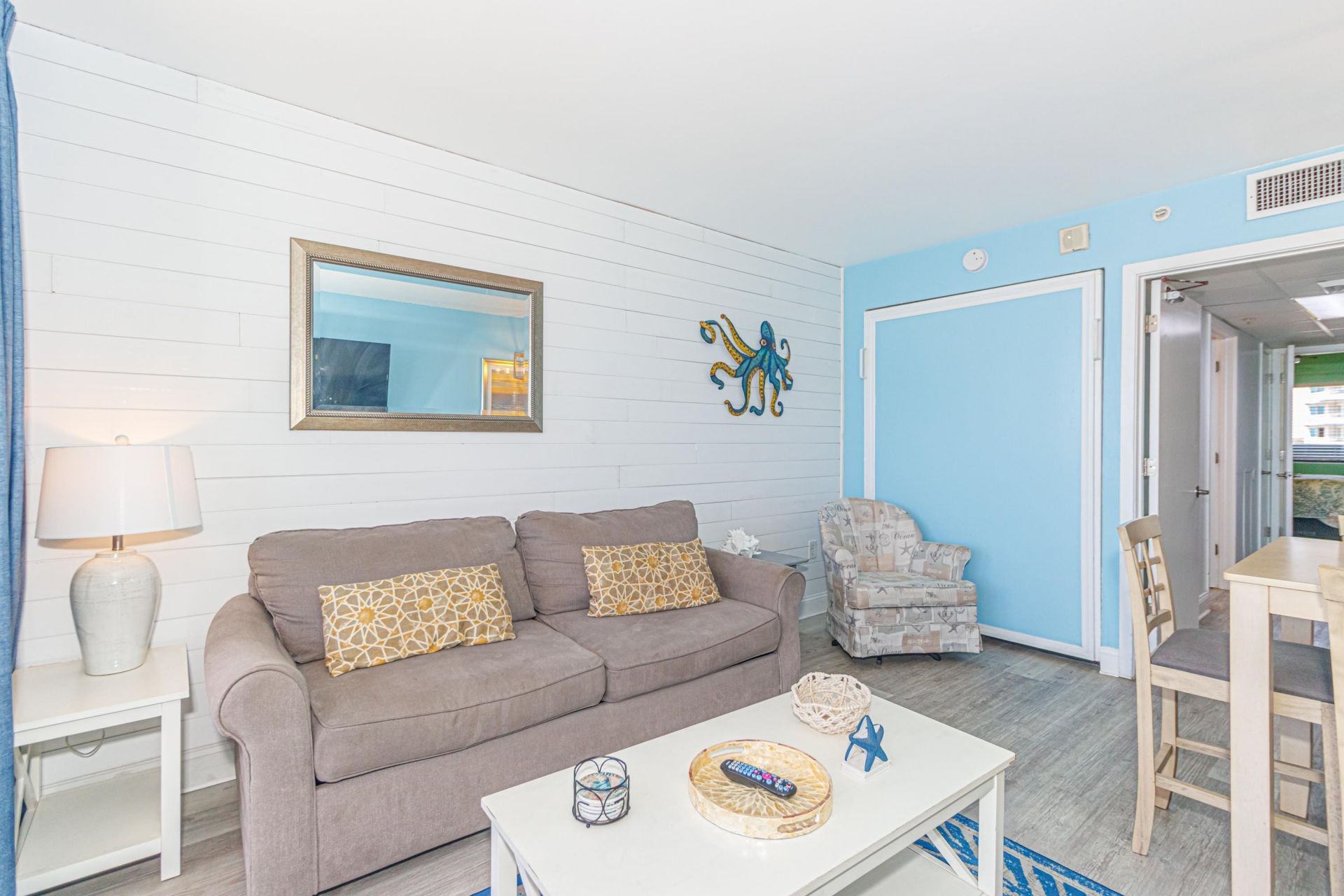 201 77th Ave. N Photo 9