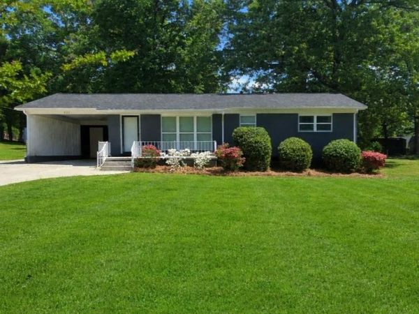421 Kingfield Drive SW, Concord, NC 28027