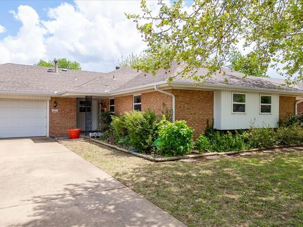 6420 S Harvey Place, Oklahoma City, OK 73139