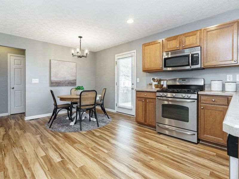 124 Stockard Loop, Delaware, OH 43015 Photo 12